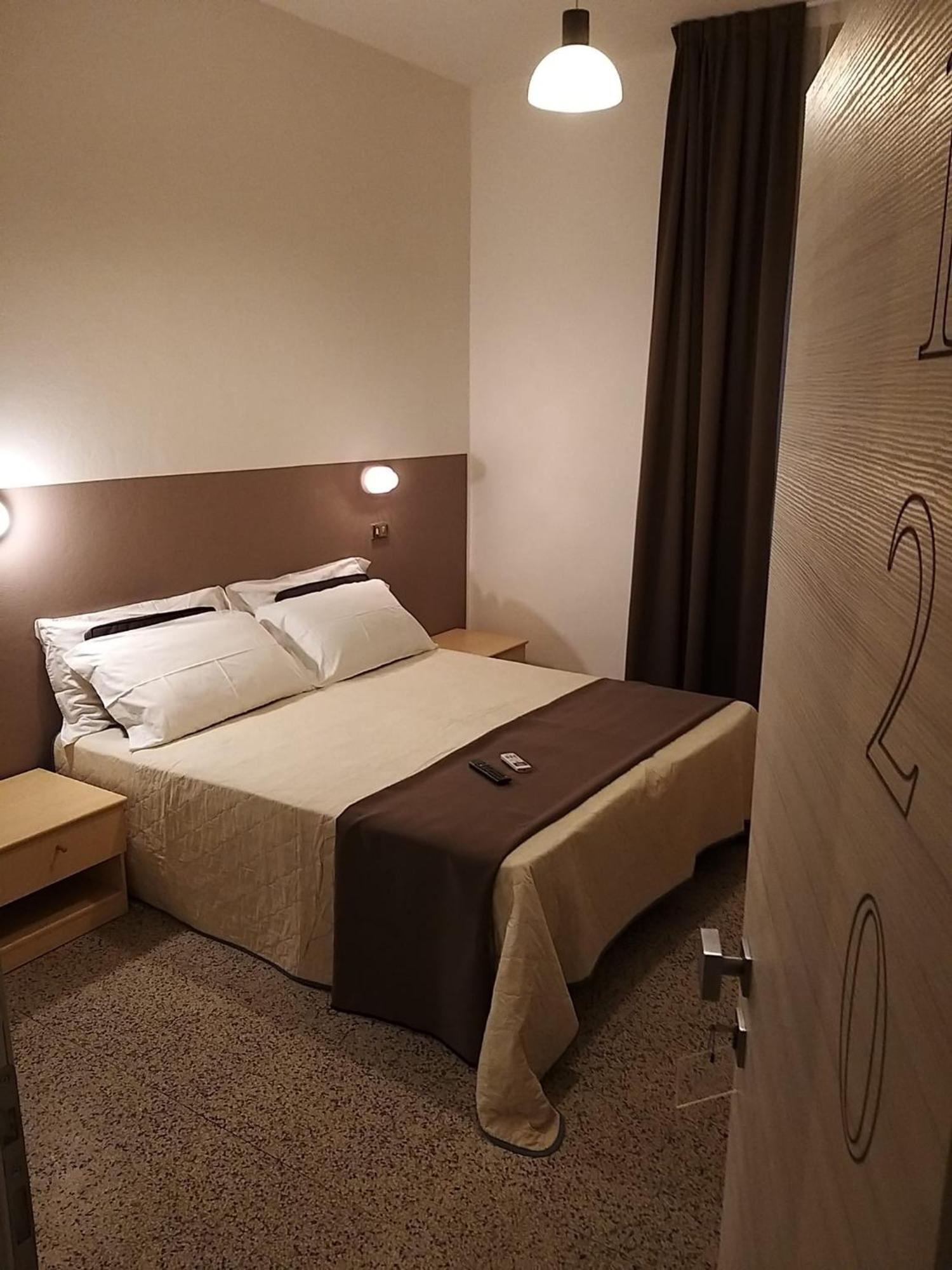 Hotel Ideal Rimini Eksteriør billede